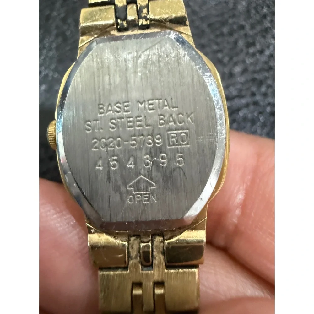 Seiko‎ Quartz Ladies Watch Gold Tone Textured Bracelet 2020-5739 Vintage Japan